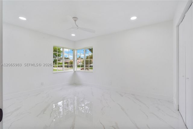 695 NW 107th Ln, Coral Springs, FL 33071