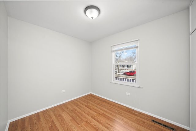 228 Kosan Circle, Streamwood, IL 60107