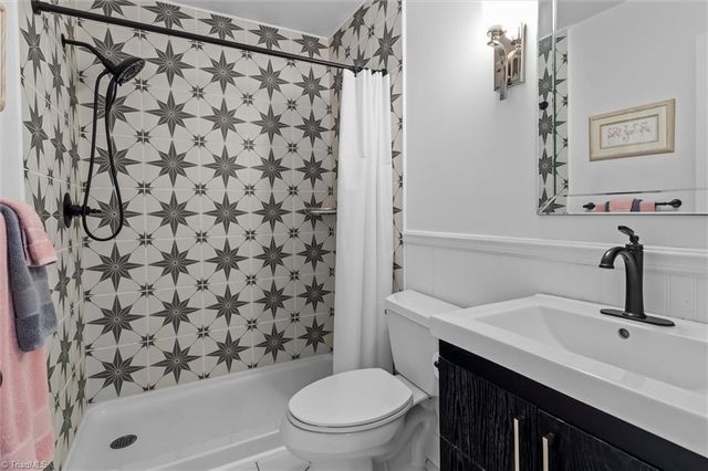 228 Cross Creek Drive, Mount Airy, NC 27030