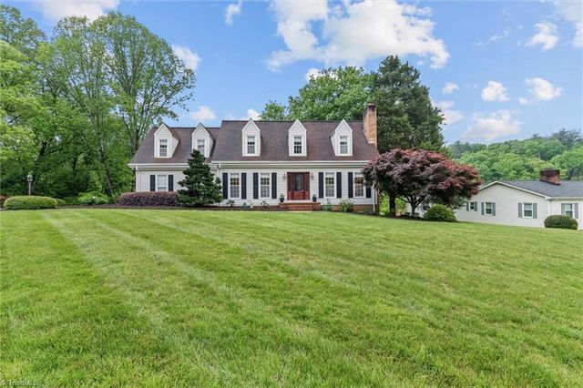 228 Cross Creek Drive, Mount Airy, NC 27030