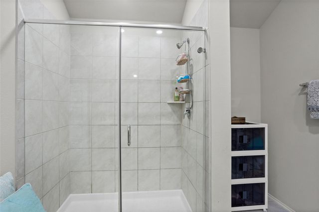 1243 Steed Bluff Drive, Alvin, TX 77511