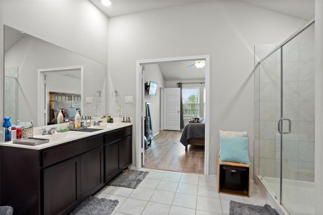 1243 Steed Bluff Drive, Alvin, TX 77511