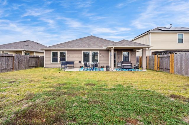 1243 Steed Bluff Drive, Alvin, TX 77511