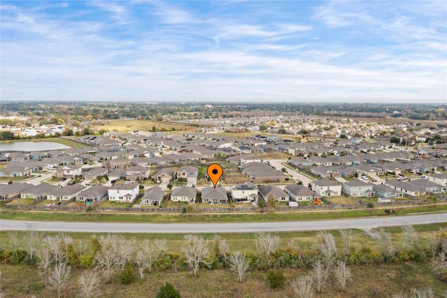 1243 Steed Bluff Drive, Alvin, TX 77511