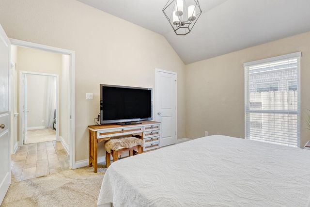 2416 BURBERRY LN, Leander, TX 78641