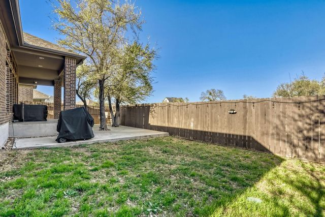2416 BURBERRY LN, Leander, TX 78641