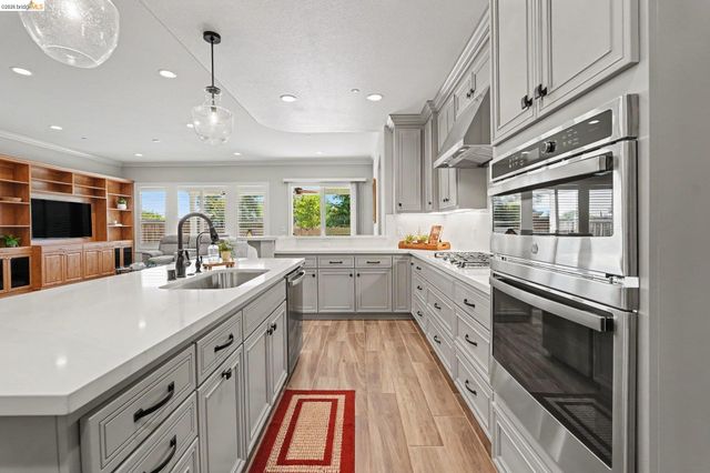 1696 Provence Ln, Brentwood, CA 94513
