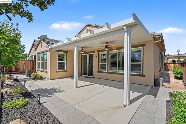 1696 Provence Ln, Brentwood, CA 94513
