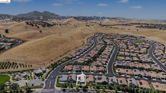 1696 Provence Ln, Brentwood, CA 94513