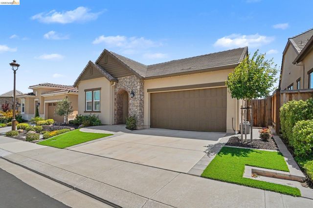 1696 Provence Ln, Brentwood, CA 94513