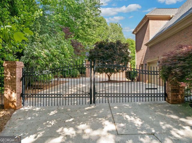 515 N Burgess Trail, Milton, GA 30004