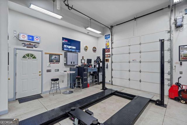 515 N Burgess Trail, Milton, GA 30004