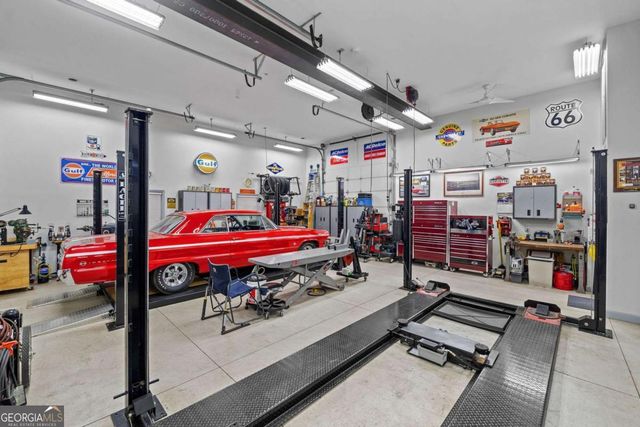 515 N Burgess Trail, Milton, GA 30004