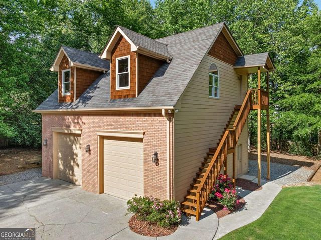 515 N Burgess Trail, Milton, GA 30004