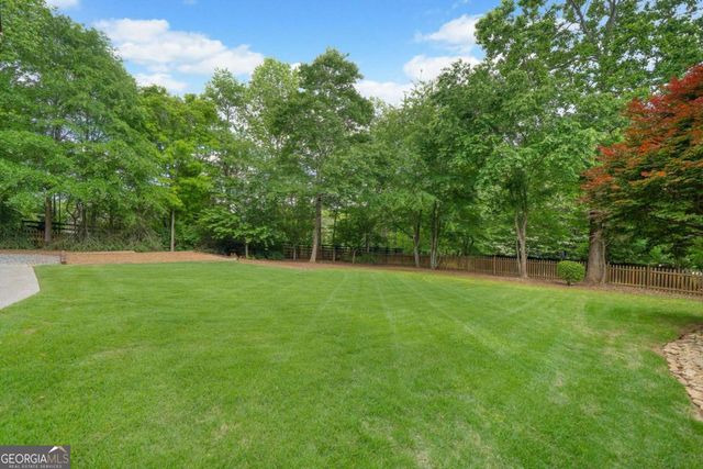 515 N Burgess Trail, Milton, GA 30004