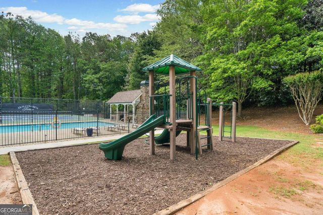 515 N Burgess Trail, Milton, GA 30004