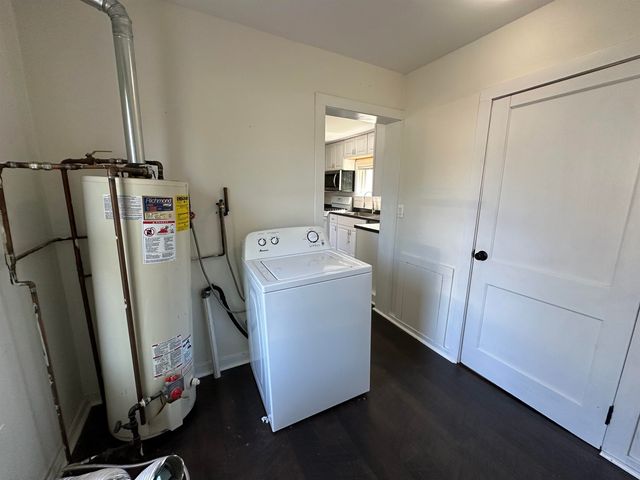 200 Nebobish Street, Essexville, MI 48732