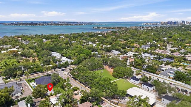 1824 WEBBER STREET, Sarasota, FL 34239
