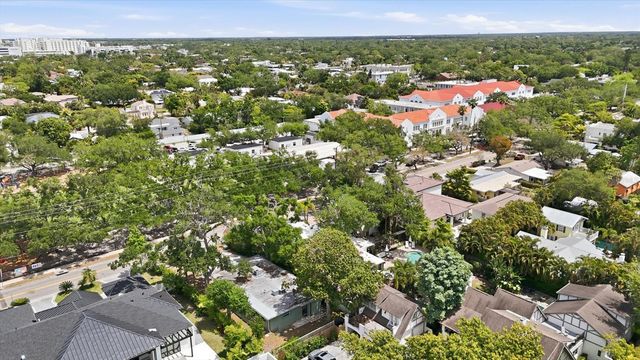 1824 WEBBER STREET, Sarasota, FL 34239