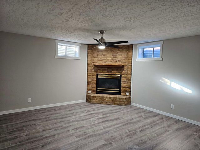 2508 Crescent Dr NW, Minot, ND 58703