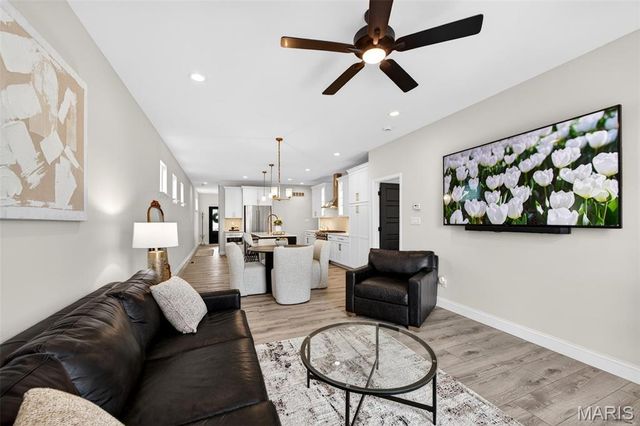553 Wheatfield Circle, Wentzville, MO 63385