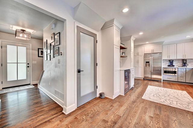 1367 Ashford Place, Florence, KY 41042