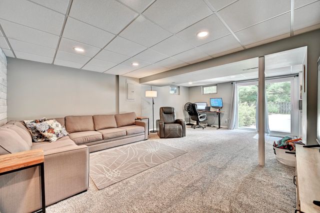 1367 Ashford Place, Florence, KY 41042