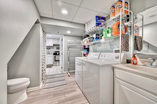 1367 Ashford Place, Florence, KY 41042