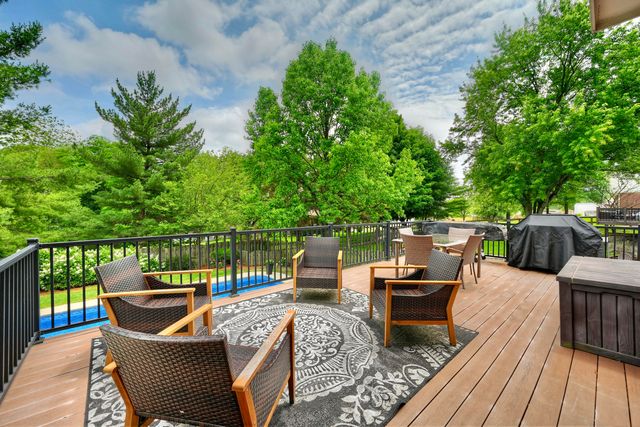 1367 Ashford Place, Florence, KY 41042