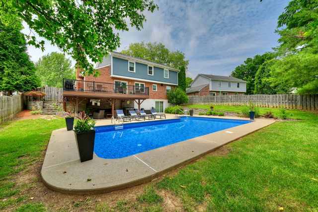 1367 Ashford Place, Florence, KY 41042