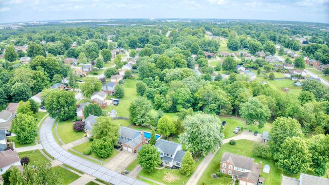 1367 Ashford Place, Florence, KY 41042