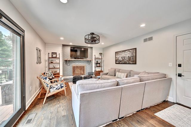 1367 Ashford Place, Florence, KY 41042
