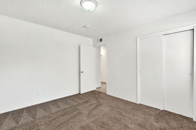 2344 S Backer Avenue, Fresno, CA 93725