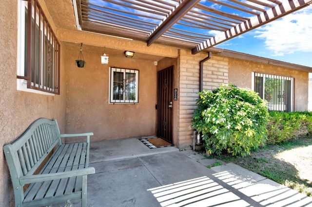 2344 S Backer Avenue, Fresno, CA 93725