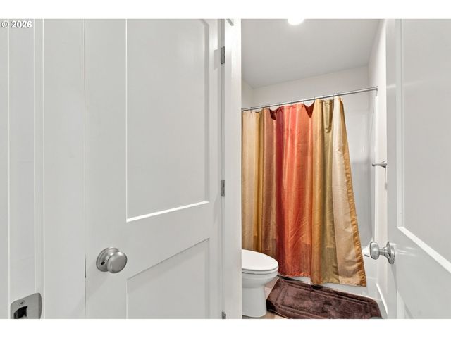 1714 Sw PLEASANT VIEW Dr, Gresham, OR 97080