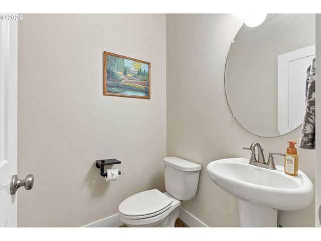 1714 Sw PLEASANT VIEW Dr, Gresham, OR 97080