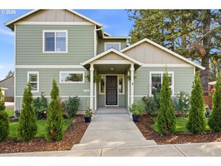 1714 Sw PLEASANT VIEW Dr, Gresham, OR 97080