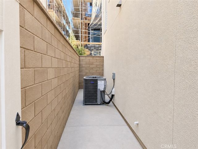 709 Sonia, Irvine, CA 92618