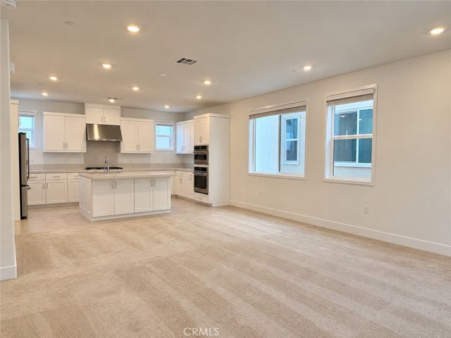 709 Sonia, Irvine, CA 92618