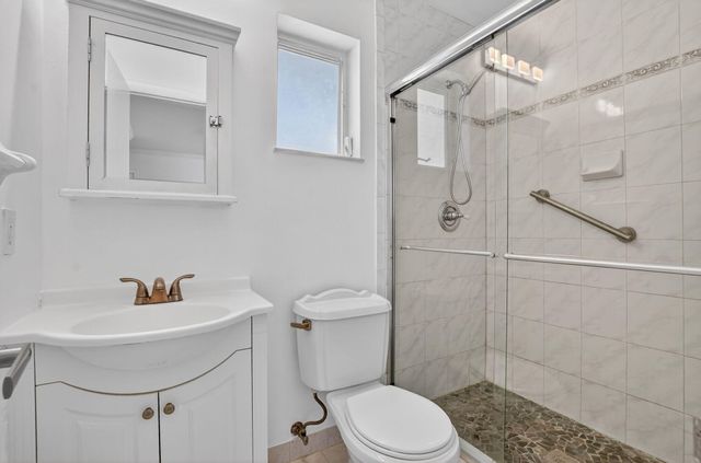 800 SW 12th Avenue, Boca Raton, FL 33486