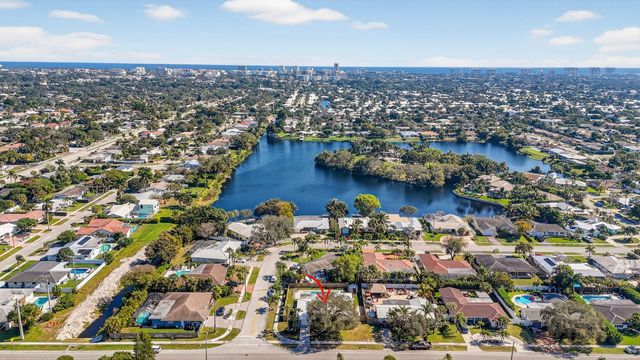 800 SW 12th Avenue, Boca Raton, FL 33486