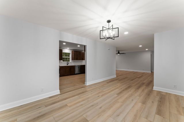 2591 Harlan Farms Rd, Columbia, TN 38401