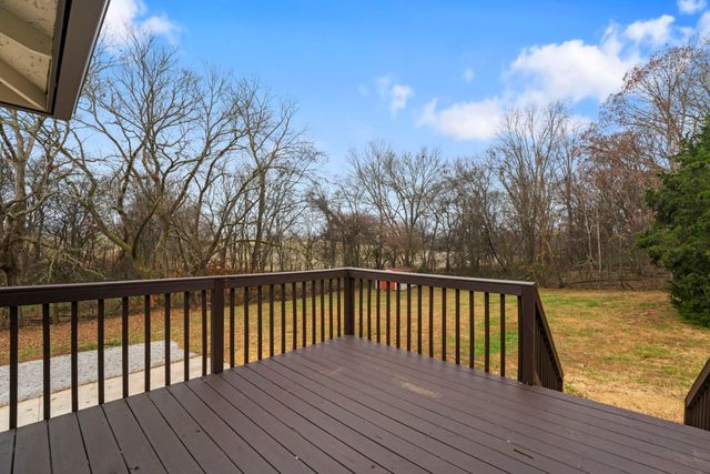 2591 Harlan Farms Rd, Columbia, TN 38401