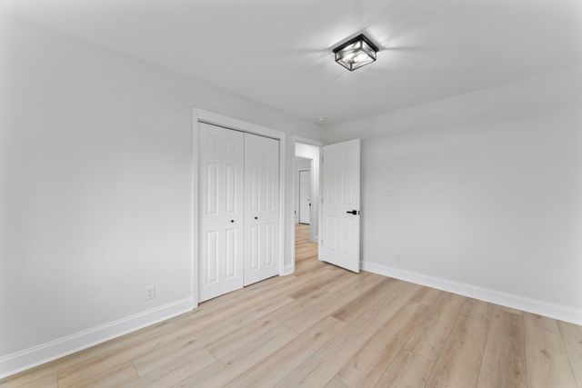 2591 Harlan Farms Rd, Columbia, TN 38401