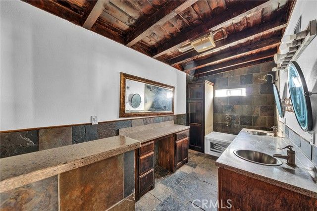 31516 Clay River Road, Barstow, CA 92311