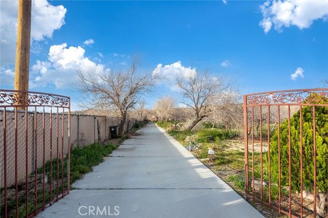 31516 Clay River Road, Barstow, CA 92311