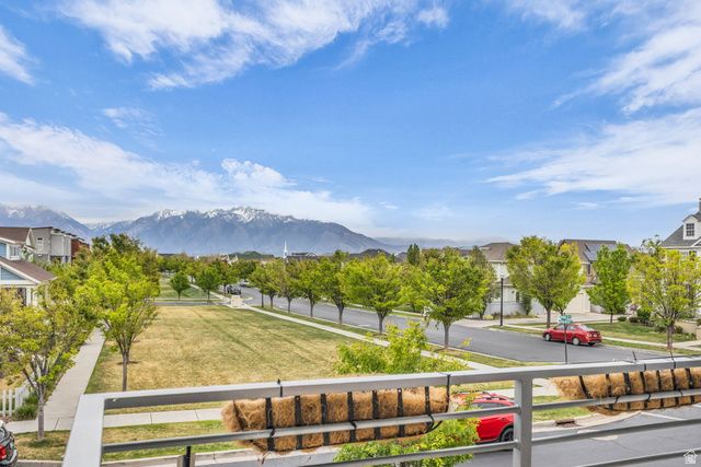 10284 S PHOEBE LN, South Jordan, UT 84009