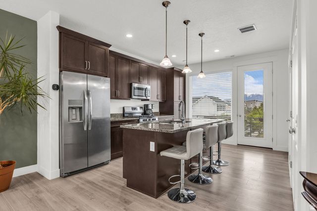 10284 S PHOEBE LN, South Jordan, UT 84009