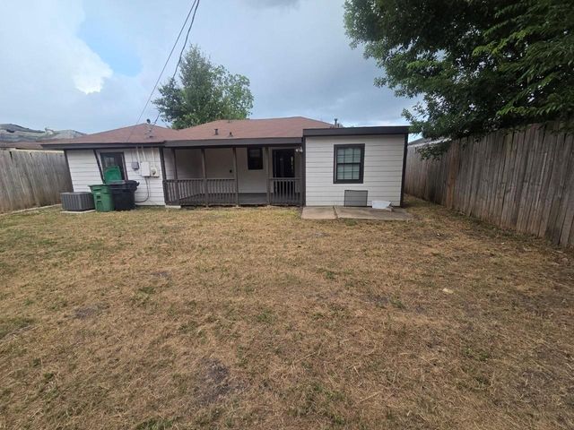 8755 Pattibob Street, Houston, TX 77029
