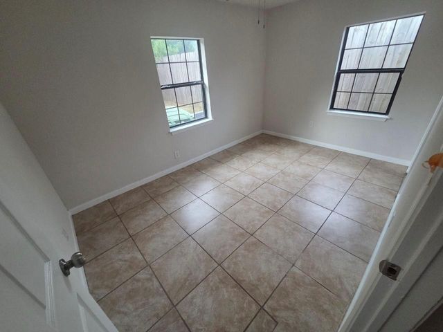 8755 Pattibob Street, Houston, TX 77029